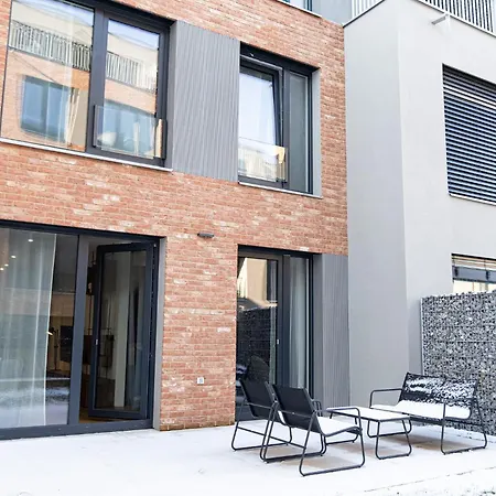 Rentero Scandinavian - Private Garden